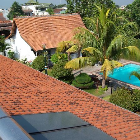 Hotel Tulips Yogyakarta Eksteriør billede